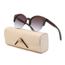 Load image into Gallery viewer, Malcolm, With a X - MajesticGang.Shop
