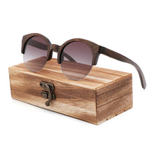 Load image into Gallery viewer, Malcolm, With a X - MajesticGang.Shop
